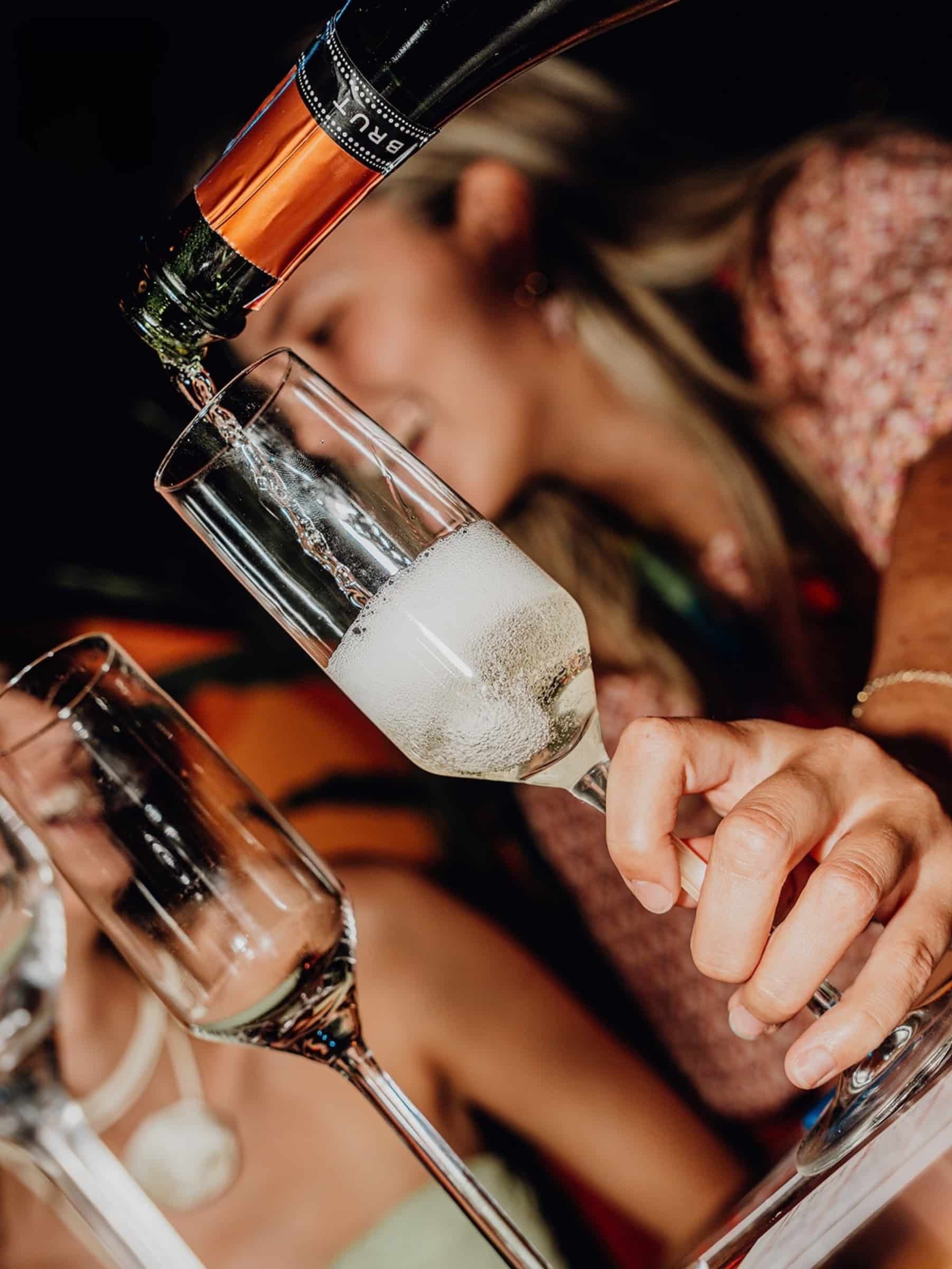Bubbels inschenken bij Taphuys Tilburg